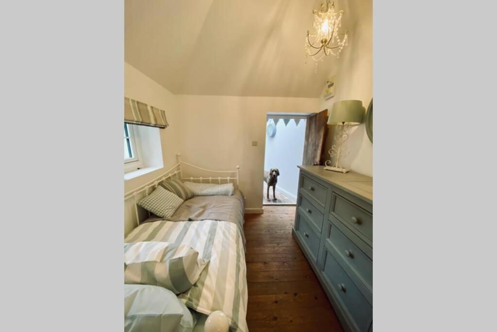 Angel Cottage, Boxgrove, Chichester - Relax And Unwind Eksteriør bilde