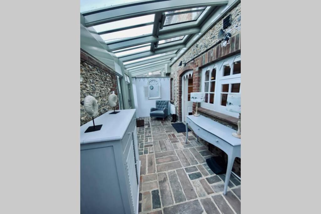 Angel Cottage, Boxgrove, Chichester - Relax And Unwind Eksteriør bilde